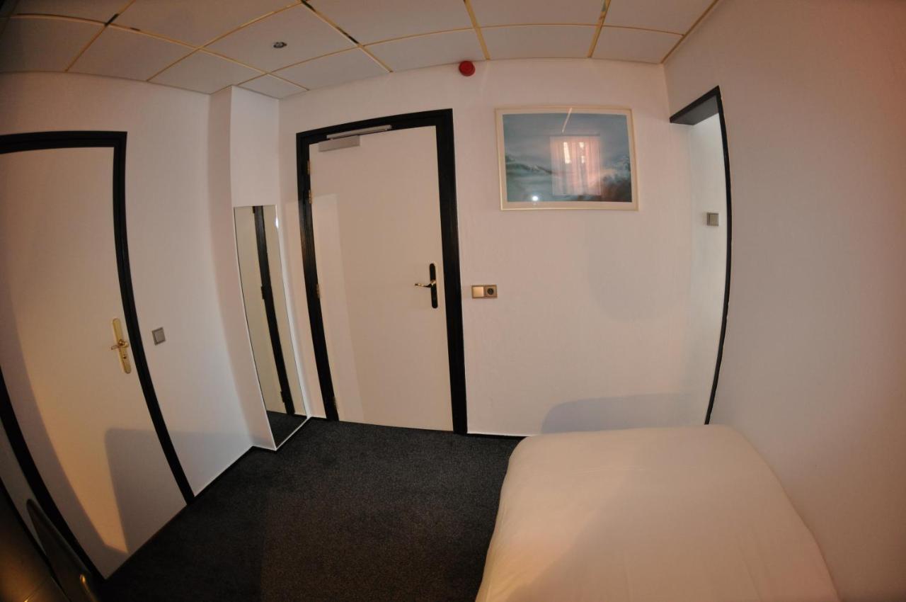 Budget Hotel Le Beau Rivage Middelburg Kültér fotó